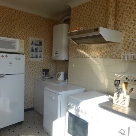 A 2 Pas De La Plage De Tanchet Et Des Commerces Apartament *