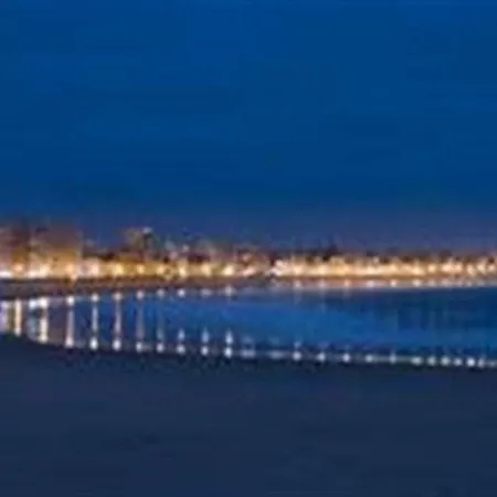 A 2 Pas De La Plage De Tanchet Et Des Commerces Apartament *